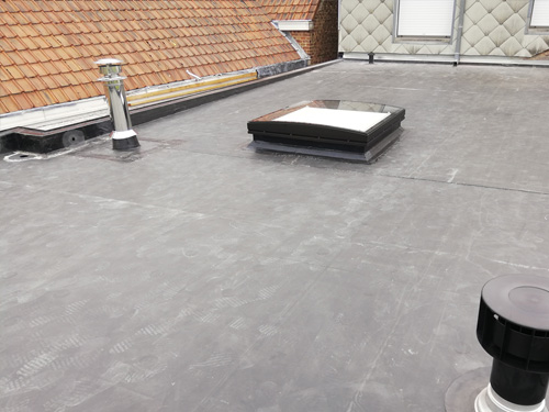 Aanbouw in Houtskelet met dak in EPDM - Moen